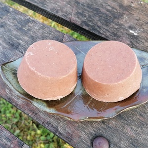 Teafaolajos kecsketejszappan vörösagyaggal 95 gr - szépségápolás - szappan & fürdés - kézműves szappan - Meska.hu