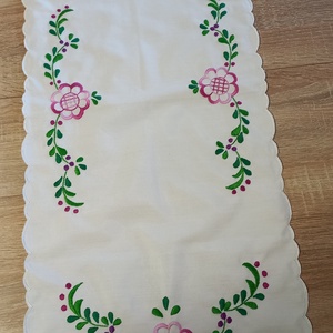 Asztali futó - Meska.hu