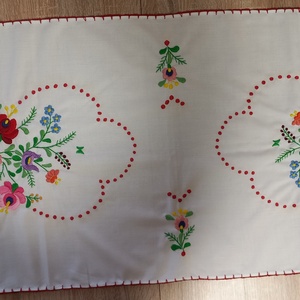 Himzett futó -  - Meska.hu