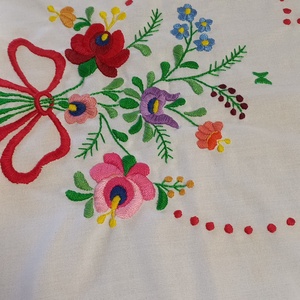 Himzett futó -  - Meska.hu