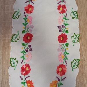 Asztal közép  - Meska.hu