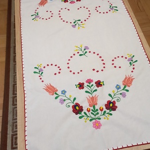 Asztali futó  - otthon & életmód - lakástextil - abrosz, terítő - asztalfutó - Meska.hu