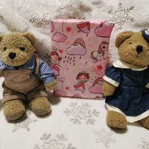 Csajos egészségügyi kis könyv borító, Otthon & Életmód, Papír, írószer, Könyv- és füzetborító, Varrás, MESKA