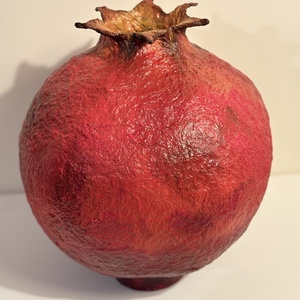 Gránátalma papírmasé váza, Otthon & Életmód, Dekoráció, Asztal és polc dekoráció, Dekorációs tál, tartó, Festett tárgyak, Papírművészet, MESKA