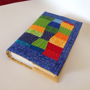 Patchwork könyvborító - táska & tok - pénztárca & más tok - zsebkendőtartó tok - Meska.hu