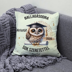 Ballagás 2026: bagoly mintás egyedi párna névvel - személyre szabott emlék (POLI40-0399) - otthon & életmód - lakástextil - párna & párnahuzat - díszpárna (belsővel együtt) - Meska.hu