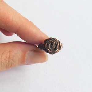 A rózsa neve réz gyűrű, Ékszer, Gyűrű, Fonódó gyűrű, Ékszerkészítés, Fémmegmunkálás, MESKA