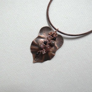 Levél és termés - ékszer - nyaklánc - medál - Meska.hu