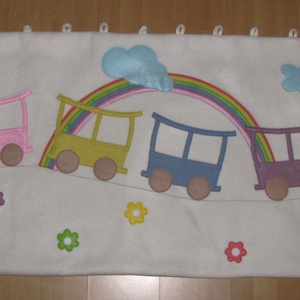 Vonatos ujbábos gyerek falvédő  pasztel színben -  - Meska.hu