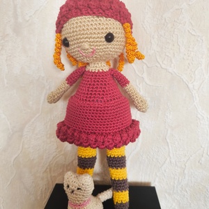 Horgolt BABA (meggypiros) _Amigurumi figura, Játék & Sport, Plüssállat & Játékfigura, Ember, Horgolás, MESKA