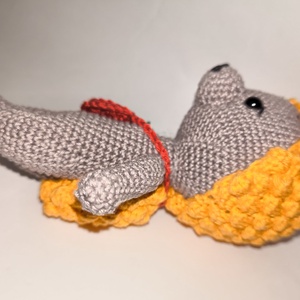 SÜNI  almás táskával _Amigurumi figura - játék & sport - plüssállat & játékfigura - süni - Meska.hu
