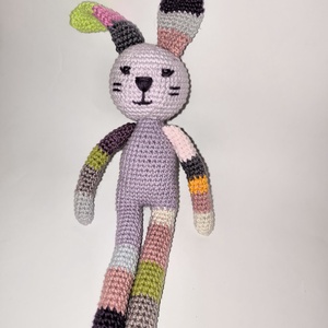 Csíkos színes nyuszifiú_Amigurumi figura, Játék & Sport, Plüssállat & Játékfigura, Nyuszi, Horgolás, MESKA
