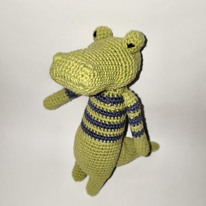 Zöld krokodil_Amigurumi figura - Meska.hu