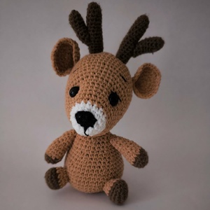 Szarvas_Amigurumi figura, alvóka - játék & sport - plüssállat & játékfigura - plüss mesefigurák - Meska.hu
