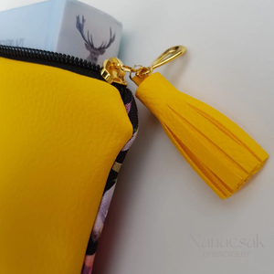 Hímzett könyvtok - napsárga - könyv & zene - könyvtok - Meska.hu