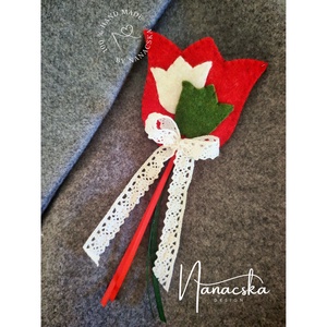 Gyapjúfilc kokárda - tulipános - ékszer - kitűző és bross - Meska.hu