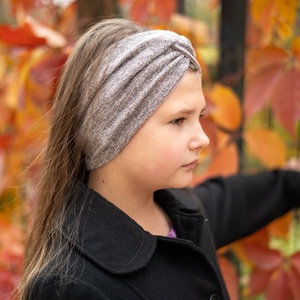 Elasztikus, csavaros elejű fejpánt hajpánt, fülvédőpánt - Meska.hu