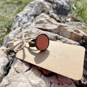 Korall színű antikolt bronz gyűrű - papírmasé - ékszer - gyűrű - statement gyűrű - Meska.hu