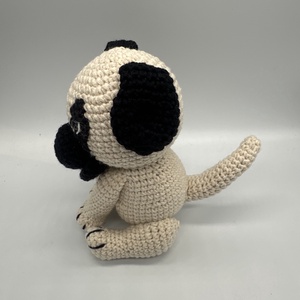 Horgolt mopsz - játék & sport - plüssállat & játékfigura - kutya - Meska.hu