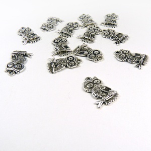 Bagoly ékszerdísz, fityegő, charm 14x22mm (4db) - kellékek & szerszámok - gyöngyfűzés kellékek - fém köztesek - Meska.hu
