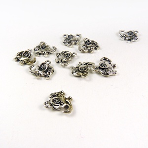 Elefánt ékszerdísz, fityegő, charm 16x14mm (4db) - kellékek & szerszámok - gyöngyfűzés kellékek - fém köztesek - Meska.hu