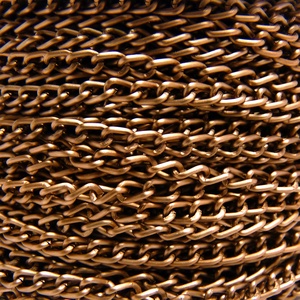 Vékony lánc, 3x2x0,4mm - vörösréz szín - kellékek & szerszámok - gyöngyfűzés kellékek - Meska.hu