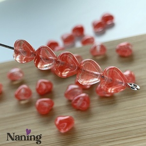 Cseh üveggyöngy - preciosa - szivecske - átlátszó korallszín - 20db, Kellékek & szerszámok, Gyöngyfűzés kellékek, Egyéb alkatrész, , MESKA