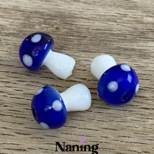 Üveg gomba - 3db - fűzhető - hosszában fúrt  - kellékek & szerszámok - gyöngyfűzés kellékek - üveggyöngy - Meska.hu