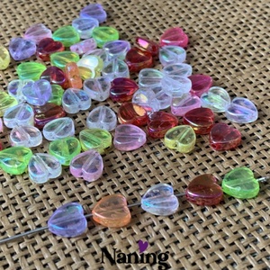 30db szivecske � akrilgyöngy - 9mm � AB fényű vegyes színek - Meska.hu