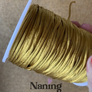 10 méter szatén selyemzsinór - arany - 2,5mm  (60ft/m), Kellékek & szerszámok, Rövidáru, Fonal, cérna, Kevert fonal, , MESKA