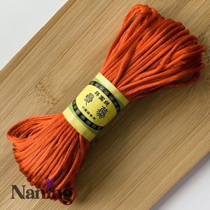 5 méter szatén selyemzsinór - piros - 2mm  (60ft/m) - kellékek & szerszámok - rövidáru - fonal, cérna - kevert fonal - Meska.hu