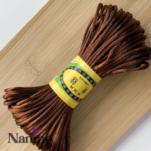 5 méter szatén selyemzsinór - bársonybarna - 2mm  (60ft/m) - kellékek & szerszámok - rövidáru - fonal, cérna - kevert fonal - Meska.hu