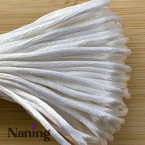 5 méter szatén selyemzsinór - fehér - 2mm  (60ft/m), Kellékek & szerszámok, Rövidáru, Fonal, cérna, Kevert fonal, , MESKA