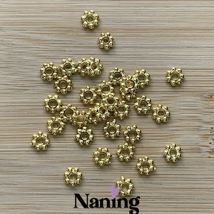 50db virág köztes/távtartó � 6mm � arany  (6ft/db), Kellékek & szerszámok, Gyöngyfűzés kellékek, Fém köztesek, , MESKA