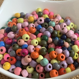 750db festett fagyöngy mix � 6mm � élénk színválogatás - 50gramm , Kellékek & szerszámok, Gyöngyfűzés kellékek, Fa gyöngy, , MESKA