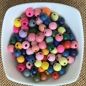 150db festett fagyöngy mix � 10mm � élénk színválogatás  - kellékek & szerszámok - gyöngyfűzés kellékek - fa gyöngy - Meska.hu