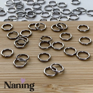 40db szerelőkarika - rozsdamentes acél  - kellékek & szerszámok - gyöngyfűzés kellékek - szerelőkarika - Meska.hu