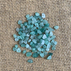 10 gramm ásvány splitter kb.: 5-10mm - s fúrt ásványkavicskák - 4 féle - kellékek & szerszámok - ásvány alapanyag - splitter - Meska.hu