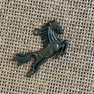 2 db nagyméretű ló medál  (300ft/db) - ékszer - nyaklánc - medál - Meska.hu