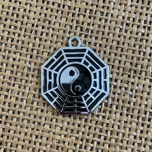 2 db nagyméretű  medál  (300ft/db) - ékszer - nyaklánc - medál - Meska.hu