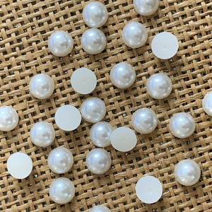 50db műgyanta félgyöngy - kaboson - ragasztható - 8mmØ (10ft/db) - kellékek & szerszámok - gyöngyfűzés kellékek - cabochon - Meska.hu