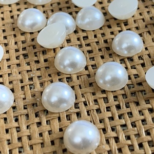 50db műgyanta félgyöngy - kaboson - ragasztható - 8mmØ (10ft/db) - kellékek & szerszámok - gyöngyfűzés kellékek - cabochon - Meska.hu