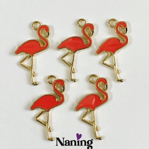 5 db FLAMINGÓ ékszerdísz/charm - 12x24mm  (80ft/db), Kellékek & szerszámok, Ékszerkellék, Charmok, , MESKA