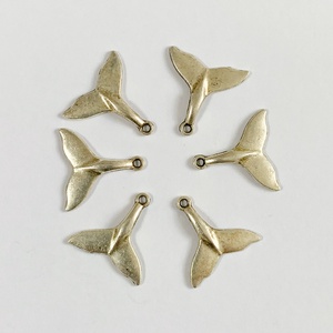 3db SELLŐUSZONY charm - 13x15mm - (100ft/db), Kellékek & szerszámok, Ékszerkellék, Charmok, , MESKA