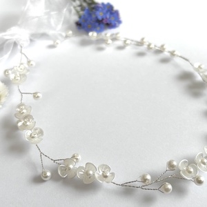 ESKÜVŐI - szalagos hajpánt/koszorú- apró - fehér - akril virágokkal - akril gyöngyökkel - esküvő - hajdísz - fejkoszorú - Meska.hu