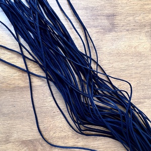 30db hasított bőrszál - 100cm/db - (70ft/db) - kellékek & szerszámok - rövidáru - fonal, cérna - bőr szál - Meska.hu