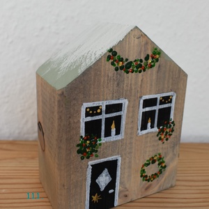 karácsonyi dekorházikó 0111, Karácsony, Karácsonyi lakásdekoráció, Karácsonyi falu, házikó, Famegmunkálás, Festett tárgyak, MESKA