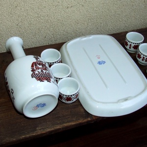 Retro Alföldi porcelán pálinkás készlet - otthon & életmód - konyhafelszerelés, tálalás - tálalás - pálinkás poharak, szettek - Meska.hu