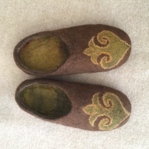 Férfi Nemez papucs bőr talppal. 42 es méret - ruha & divat - cipő & papucs - papucs - Meska.hu