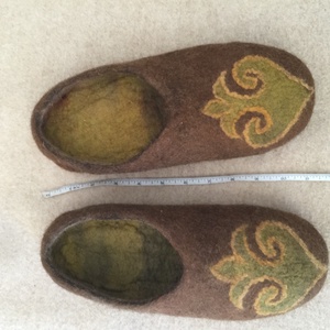 Férfi Nemez papucs bőr talppal. 42 es méret - ruha & divat - cipő & papucs - papucs - Meska.hu